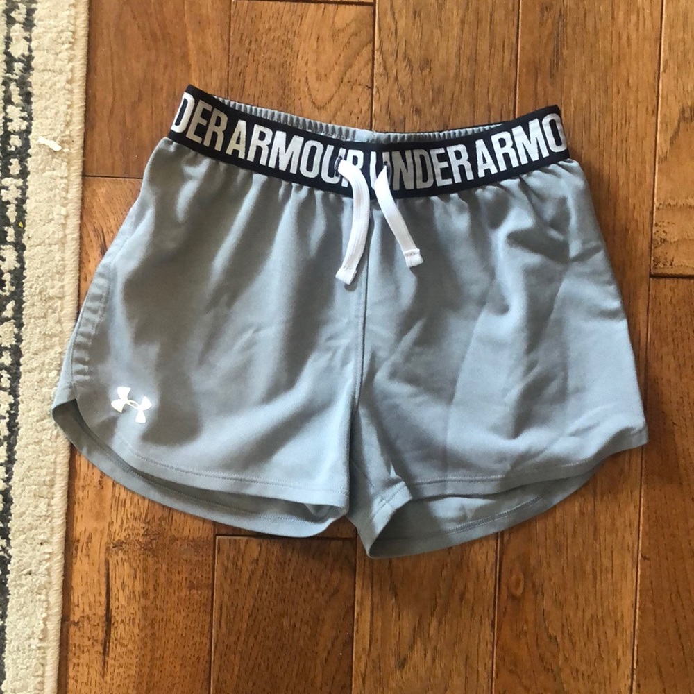 Girls Under Armour Shorts, Grey,